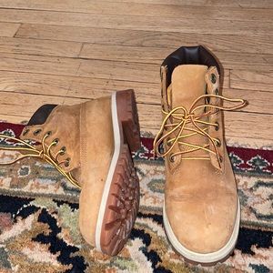 Men’s size 5 timberlands women’s 7